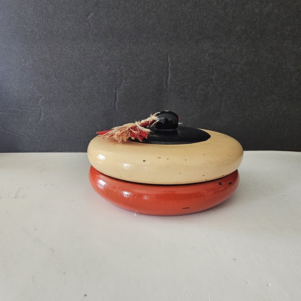 Handcrafted Decorative Box with Asian Doll Design - Picture 5 of 11